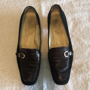 Vintage Salvatore Ferragamo loafer